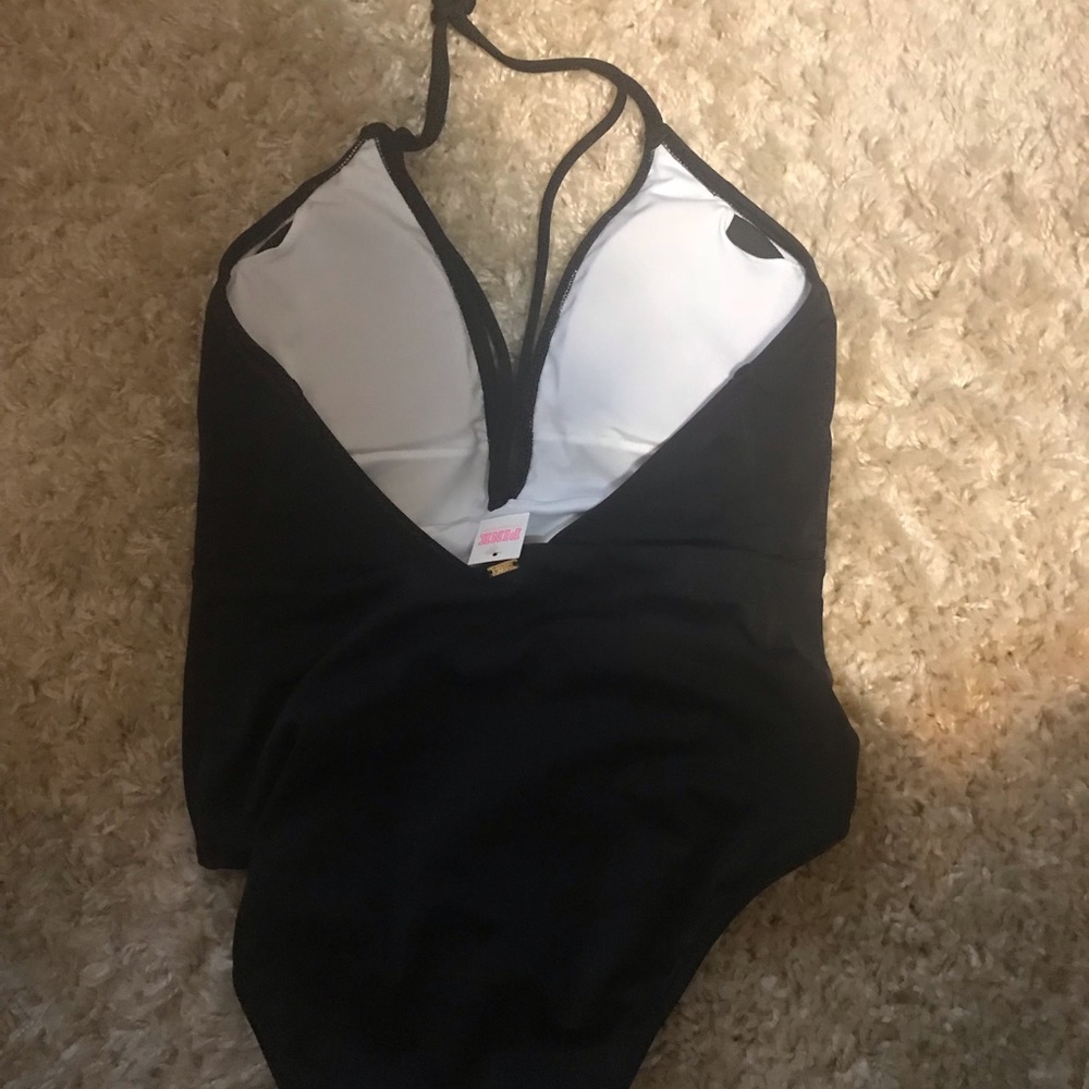 Vs pink one piece bathing suit - Picture 4 of 4